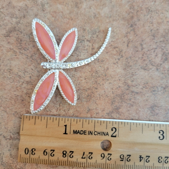 Vintage Avon - NR Dragonfly Pin ~ Brooch ~ 1990s ~ VGUC ~ Pretty Pink - Peach - Picture 13 of 13